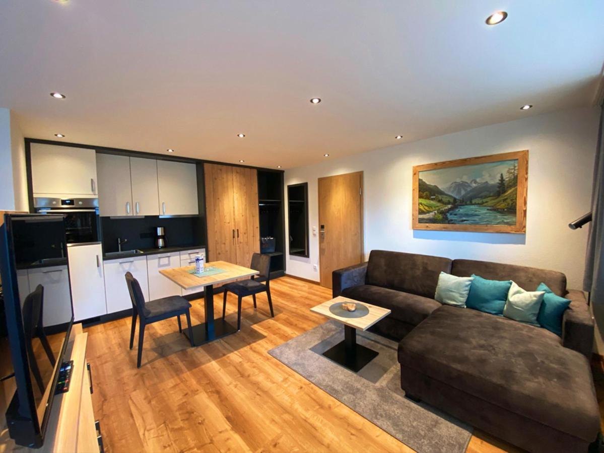 Haus Jaeger Ferienwohnungen Mit Indoor-Pool Inkl. Chiemgaukarte Ruhpolding Exterior foto